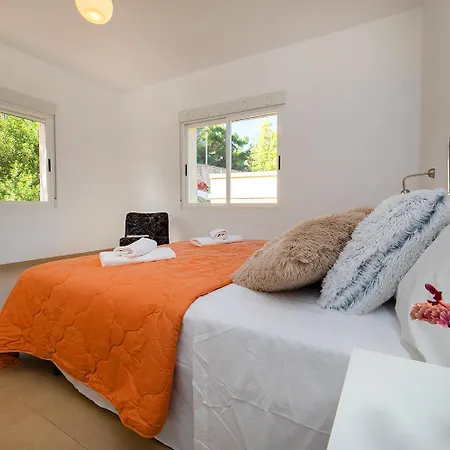 Rotes Holiday home